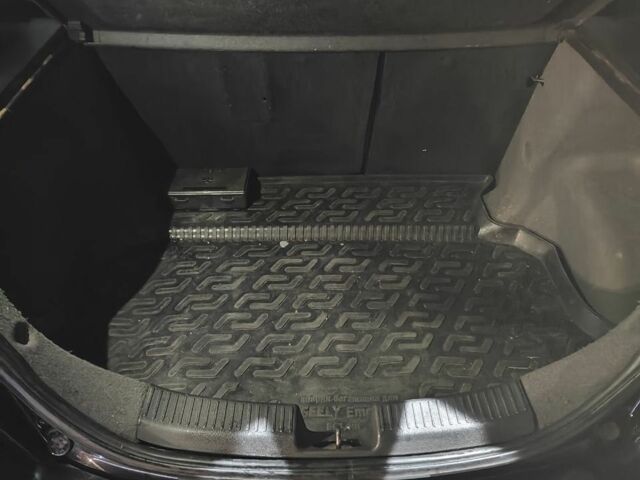 Чорний Джилі Емгранд, об'ємом двигуна 1.8 л та пробігом 142 тис. км за 3700 $, фото 15 на Automoto.ua