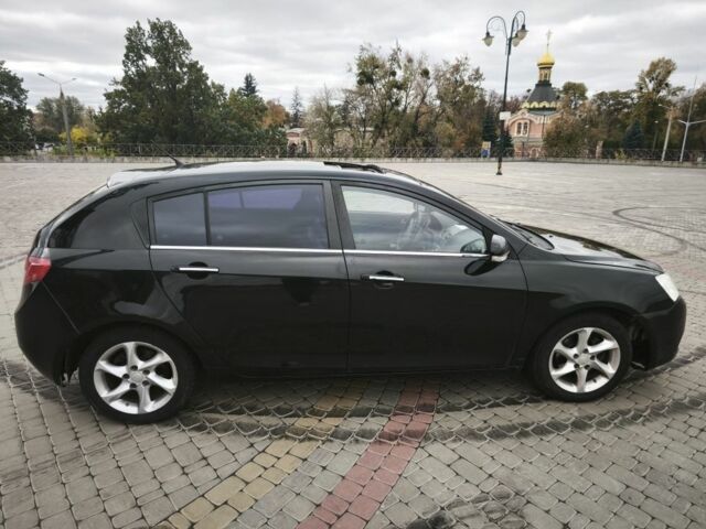 Джилі Емгранд 2013 у Харкові на Automoto.ua Чорний Джилі Емгранд, об'ємом двигуна 1.8 л та пробігом 122 тис. км за 3500 $, фото 8 на Automoto.ua