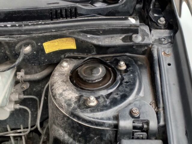 Черный Джили Эмгранд, объемом двигателя 1.8 л и пробегом 208 тыс. км за 3800 $, фото 14 на Automoto.ua