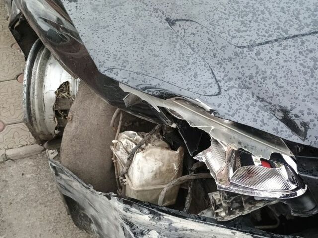 Черный Джили Эмгранд, объемом двигателя 1.8 л и пробегом 150 тыс. км за 2000 $, фото 3 на Automoto.ua