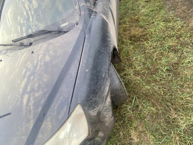 Черный Джили Эмгранд, объемом двигателя 1.8 л и пробегом 112 тыс. км за 2500 $, фото 6 на Automoto.ua