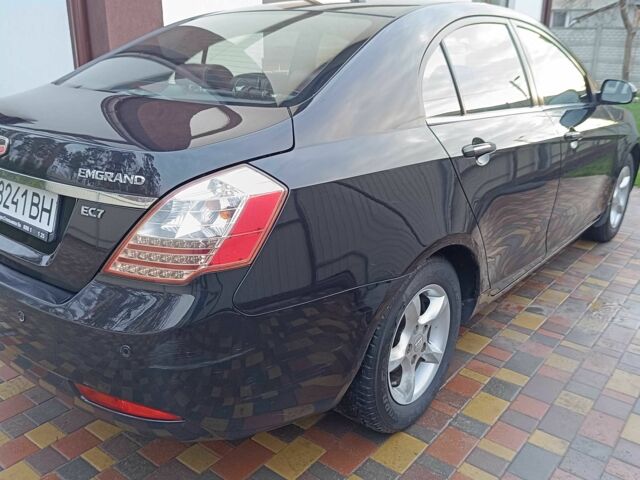 Черный Джили Эмгранд, объемом двигателя 1.8 л и пробегом 265 тыс. км за 3800 $, фото 7 на Automoto.ua