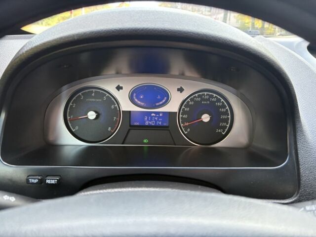 Черный Джили Эмгранд, объемом двигателя 1.5 л и пробегом 84 тыс. км за 5200 $, фото 6 на Automoto.ua