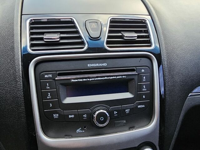 Джилі Емгранд 2013 у Києві на Automoto.ua Чорний Джилі Емгранд, об'ємом двигуна 1.5 л та пробігом 160 тис. км за 1650 $, фото 16 на Automoto.ua