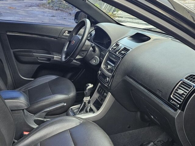 Джилі Емгранд 2013 у Києві на Automoto.ua Чорний Джилі Емгранд, об'ємом двигуна 1.5 л та пробігом 160 тис. км за 1650 $, фото 11 на Automoto.ua