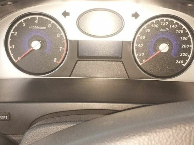 Черный Джили Эмгранд, объемом двигателя 1.8 л и пробегом 160 тыс. км за 4200 $, фото 1 на Automoto.ua