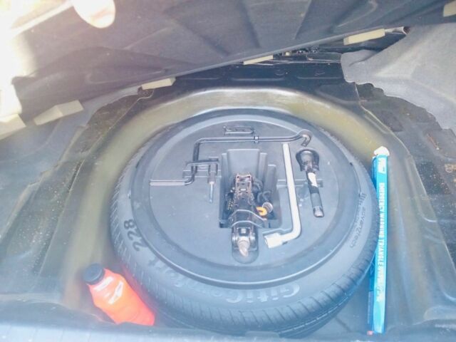 Черный Джили Эмгранд, объемом двигателя 1.8 л и пробегом 111 тыс. км за 5000 $, фото 5 на Automoto.ua