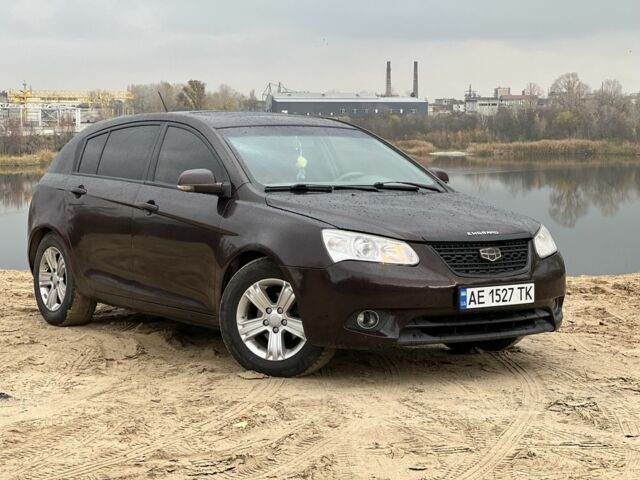 Коричневый Джили Эмгранд, объемом двигателя 1.8 л и пробегом 288 тыс. км за 2799 $, фото 1 на Automoto.ua