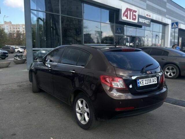 Коричневый Джили Эмгранд, объемом двигателя 1.8 л и пробегом 250 тыс. км за 2850 $, фото 1 на Automoto.ua