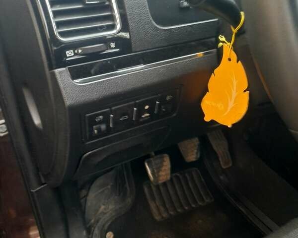 Коричневий Джилі Емгранд, об'ємом двигуна 1.5 л та пробігом 150 тис. км за 2960 $, фото 59 на Automoto.ua