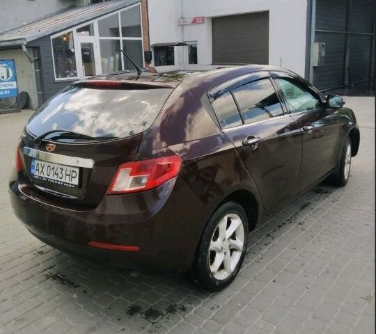 Коричневый Джили Эмгранд, объемом двигателя 0 л и пробегом 243 тыс. км за 2500 $, фото 1 на Automoto.ua