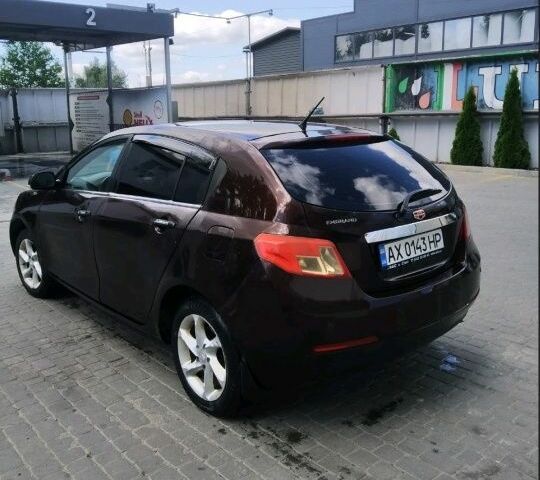 Коричневый Джили Эмгранд, объемом двигателя 0 л и пробегом 243 тыс. км за 2500 $, фото 2 на Automoto.ua