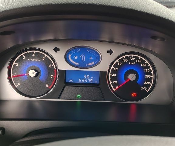 Коричневий Джилі Емгранд, об'ємом двигуна 1.8 л та пробігом 54 тис. км за 6500 $, фото 6 на Automoto.ua