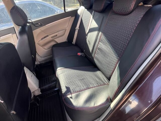 Коричневий Джилі Емгранд, об'ємом двигуна 1.8 л та пробігом 255 тис. км за 2200 $, фото 15 на Automoto.ua