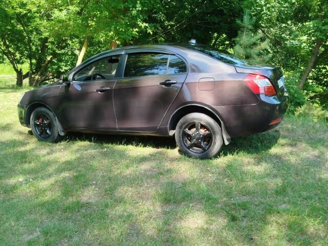 Коричневий Джилі Емгранд, об'ємом двигуна 1.8 л та пробігом 108 тис. км за 3200 $, фото 17 на Automoto.ua