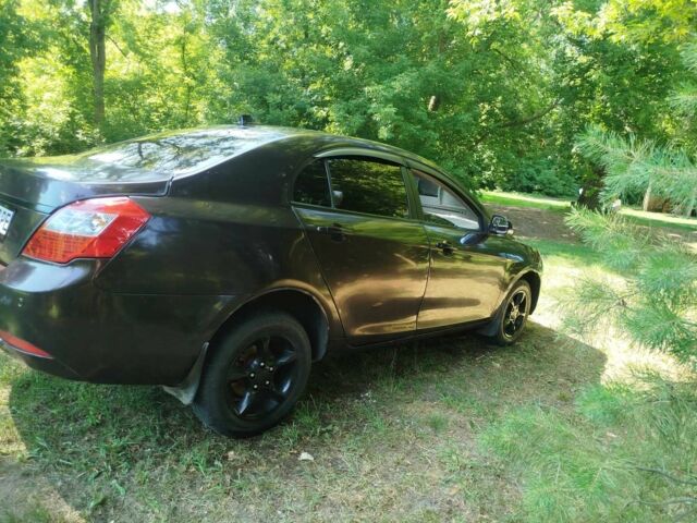 Коричневий Джилі Емгранд, об'ємом двигуна 1.8 л та пробігом 108 тис. км за 3200 $, фото 18 на Automoto.ua