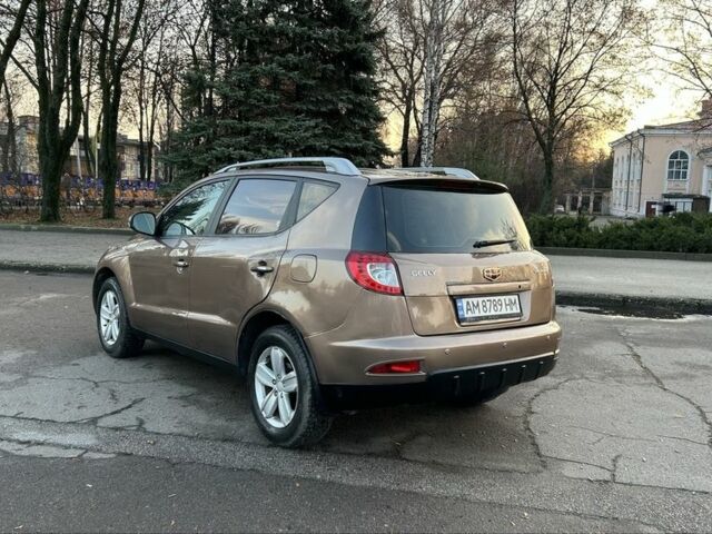 Коричневий Джилі Емгранд, об'ємом двигуна 2 л та пробігом 268 тис. км за 4799 $, фото 2 на Automoto.ua