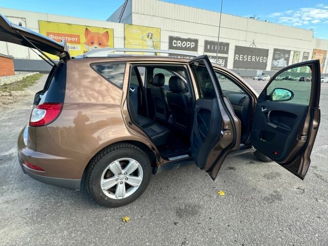 Джилі Емгранд 2014 у Києві на Automoto.ua Коричневий Джилі Емгранд, об'ємом двигуна 2 л та пробігом 140 тис. км за 4300 $, фото 19 на Automoto.ua