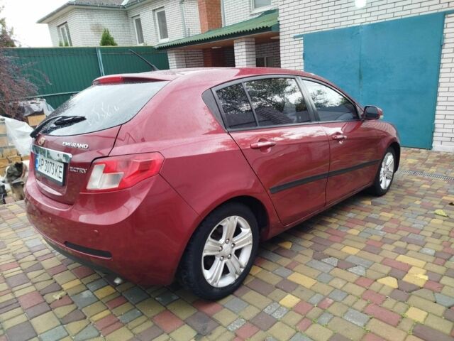 Джилі Емгранд 2012 у Запоріжжя на Automoto.ua Червоний Джилі Емгранд, об'ємом двигуна 1.8 л та пробігом 185 тис. км за 3750 $, фото 11 на Automoto.ua