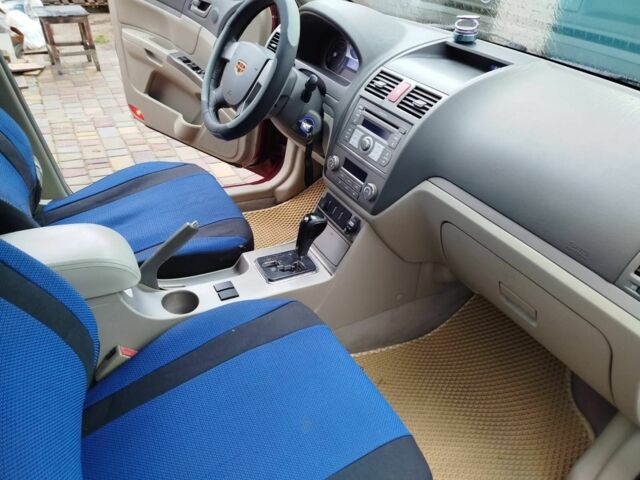 Джилі Емгранд 2012 у Запоріжжя на Automoto.ua Червоний Джилі Емгранд, об'ємом двигуна 1.8 л та пробігом 185 тис. км за 3750 $, фото 16 на Automoto.ua