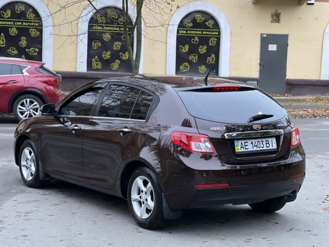 Красный Джили Эмгранд, объемом двигателя 1.8 л и пробегом 81 тыс. км за 4500 $, фото 6 на Automoto.ua