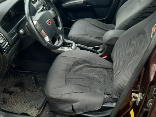 Красный Джили Эмгранд, объемом двигателя 1.5 л и пробегом 134 тыс. км за 4000 $, фото 4 на Automoto.ua