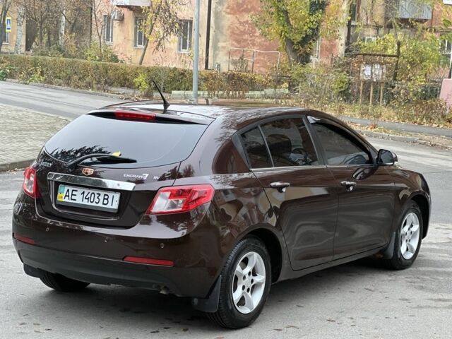 Красный Джили Эмгранд, объемом двигателя 1.8 л и пробегом 81 тыс. км за 4500 $, фото 4 на Automoto.ua