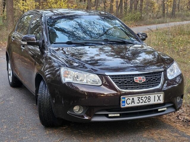 Джилі Емгранд 2014 у Черкасах на Automoto.ua Червоний Джилі Емгранд, об'ємом двигуна 1.8 л та пробігом 239 тис. км за 3800 $, фото 3 на Automoto.ua