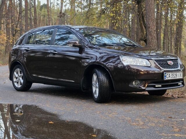 Джилі Емгранд 2014 у Черкасах на Automoto.ua Червоний Джилі Емгранд, об'ємом двигуна 1.8 л та пробігом 239 тис. км за 3800 $, фото 1 на Automoto.ua