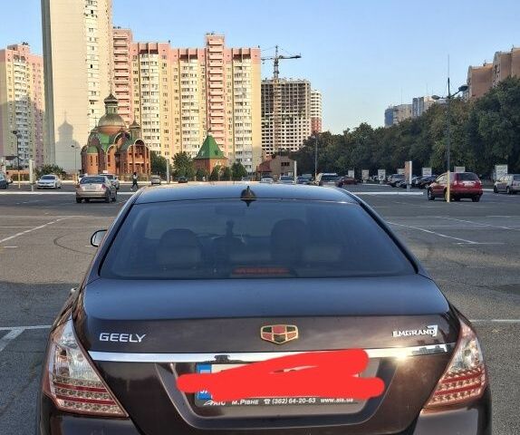 Красный Джили Эмгранд, объемом двигателя 1.8 л и пробегом 155 тыс. км за 3800 $, фото 2 на Automoto.ua