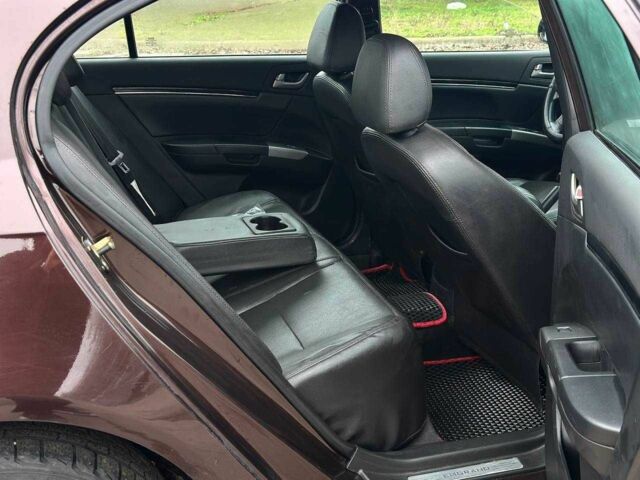 Красный Джили Эмгранд, объемом двигателя 1.8 л и пробегом 122 тыс. км за 4450 $, фото 16 на Automoto.ua