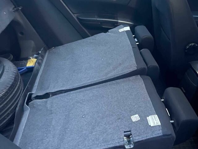 Червоний Джилі Емгранд, об'ємом двигуна 1.8 л та пробігом 140 тис. км за 5300 $, фото 10 на Automoto.ua