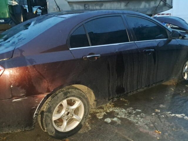 Красный Джили Эмгранд, объемом двигателя 0 л и пробегом 1000 тыс. км за 3000 $, фото 7 на Automoto.ua