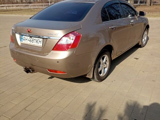 Желтый Джили Эмгранд, объемом двигателя 1.8 л и пробегом 1 тыс. км за 4500 $, фото 3 на Automoto.ua