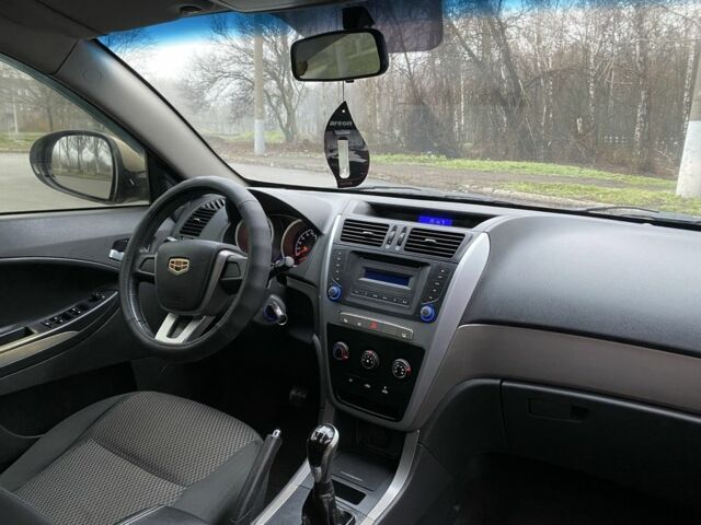 Желтый Джили Эмгранд, объемом двигателя 1.8 л и пробегом 145 тыс. км за 5500 $, фото 12 на Automoto.ua