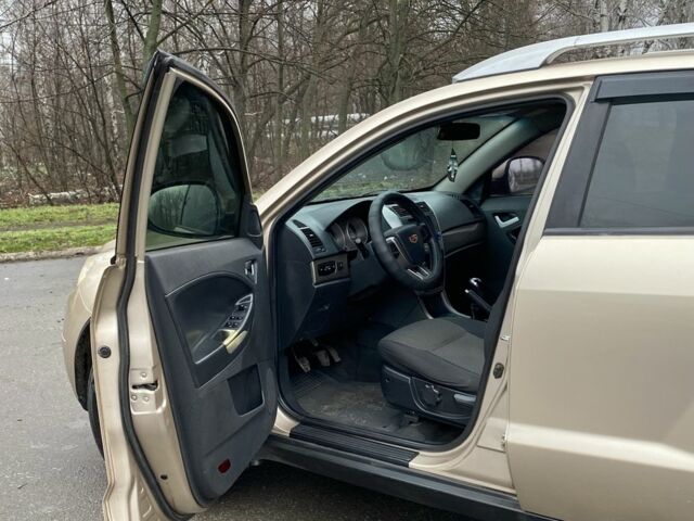 Желтый Джили Эмгранд, объемом двигателя 1.8 л и пробегом 145 тыс. км за 5500 $, фото 7 на Automoto.ua