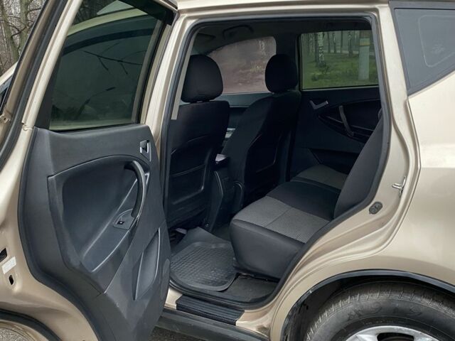 Желтый Джили Эмгранд, объемом двигателя 1.8 л и пробегом 145 тыс. км за 5500 $, фото 8 на Automoto.ua