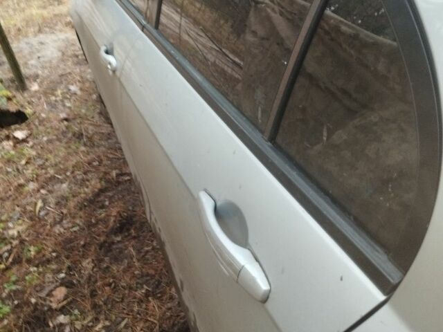 Серый Джили Эмгранд, объемом двигателя 1.8 л и пробегом 229 тыс. км за 3200 $, фото 7 на Automoto.ua