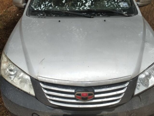 Серый Джили Эмгранд, объемом двигателя 1.8 л и пробегом 229 тыс. км за 3200 $, фото 5 на Automoto.ua