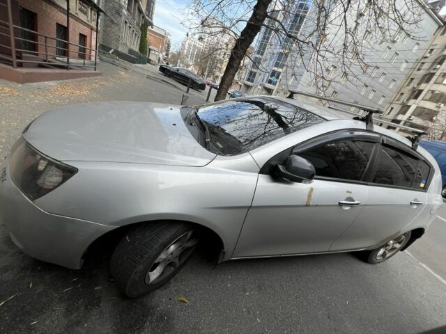 Сірий Джилі Емгранд, об'ємом двигуна 1.5 л та пробігом 140 тис. км за 5000 $, фото 1 на Automoto.ua