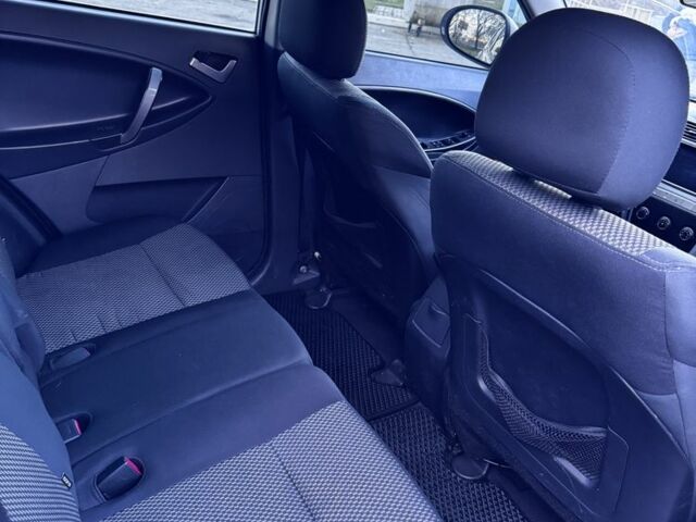 Серый Джили Эмгранд, объемом двигателя 1.8 л и пробегом 83 тыс. км за 6999 $, фото 5 на Automoto.ua