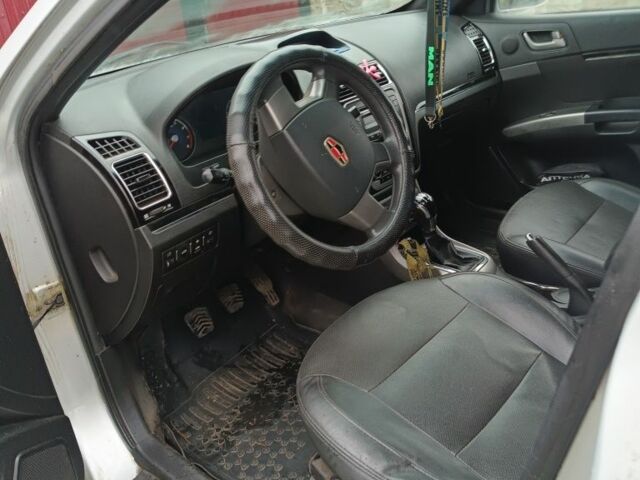 Серый Джили Эмгранд, объемом двигателя 1.5 л и пробегом 160 тыс. км за 5000 $, фото 3 на Automoto.ua