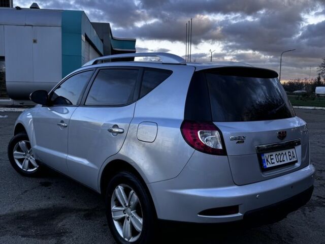 Серый Джили Эмгранд, объемом двигателя 1.8 л и пробегом 83 тыс. км за 6999 $, фото 2 на Automoto.ua