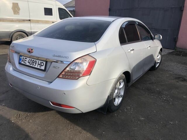 Сірий Джилі Емгранд, об'ємом двигуна 1.8 л та пробігом 100 тис. км за 4200 $, фото 3 на Automoto.ua