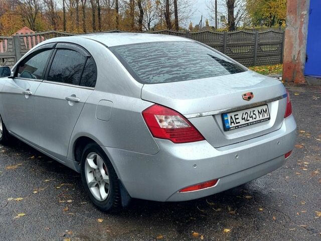 Джили Эмгранд 2012 в Кривом Роге на Automoto.ua Серый Джили Эмгранд, объемом двигателя 1.8 л и пробегом 185 тыс. км за 4800 $, фото 7 на Automoto.ua