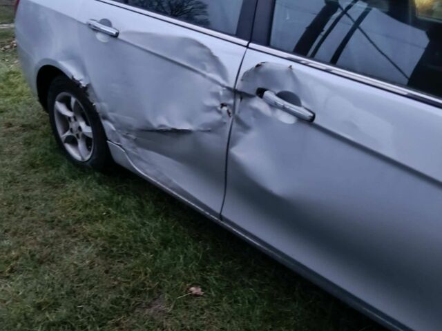 Сірий Джилі Емгранд, об'ємом двигуна 1.5 л та пробігом 133 тис. км за 3000 $, фото 1 на Automoto.ua