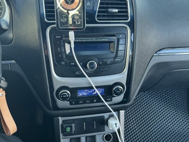 Сірий Джилі Емгранд, об'ємом двигуна 1.5 л та пробігом 170 тис. км за 3300 $, фото 3 на Automoto.ua