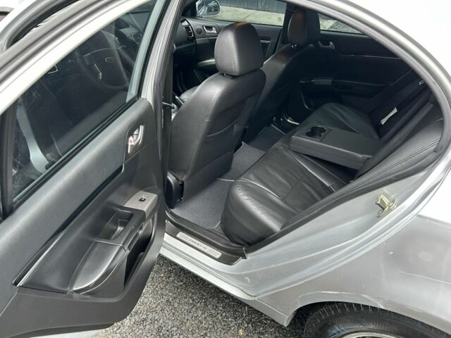 Сірий Джилі Емгранд, об'ємом двигуна 1.8 л та пробігом 189 тис. км за 3900 $, фото 3 на Automoto.ua