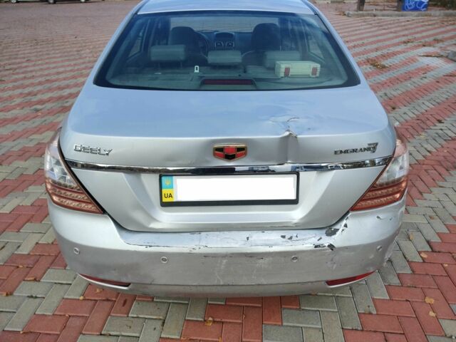 Джилі Емгранд 2013 у Белой Церкве на Automoto.ua Сірий Джилі Емгранд, об'ємом двигуна 1.5 л та пробігом 105 тис. км за 3650 $, фото 3 на Automoto.ua