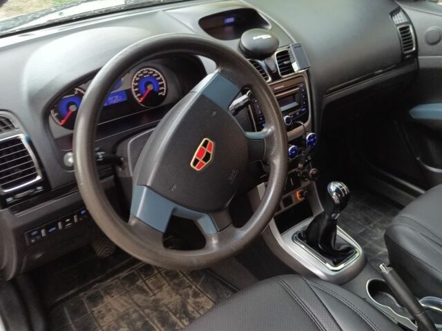 Серый Джили Эмгранд, объемом двигателя 1.8 л и пробегом 140 тыс. км за 6000 $, фото 5 на Automoto.ua